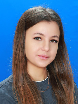 Педагогический работник Тихонова Алина Александровна